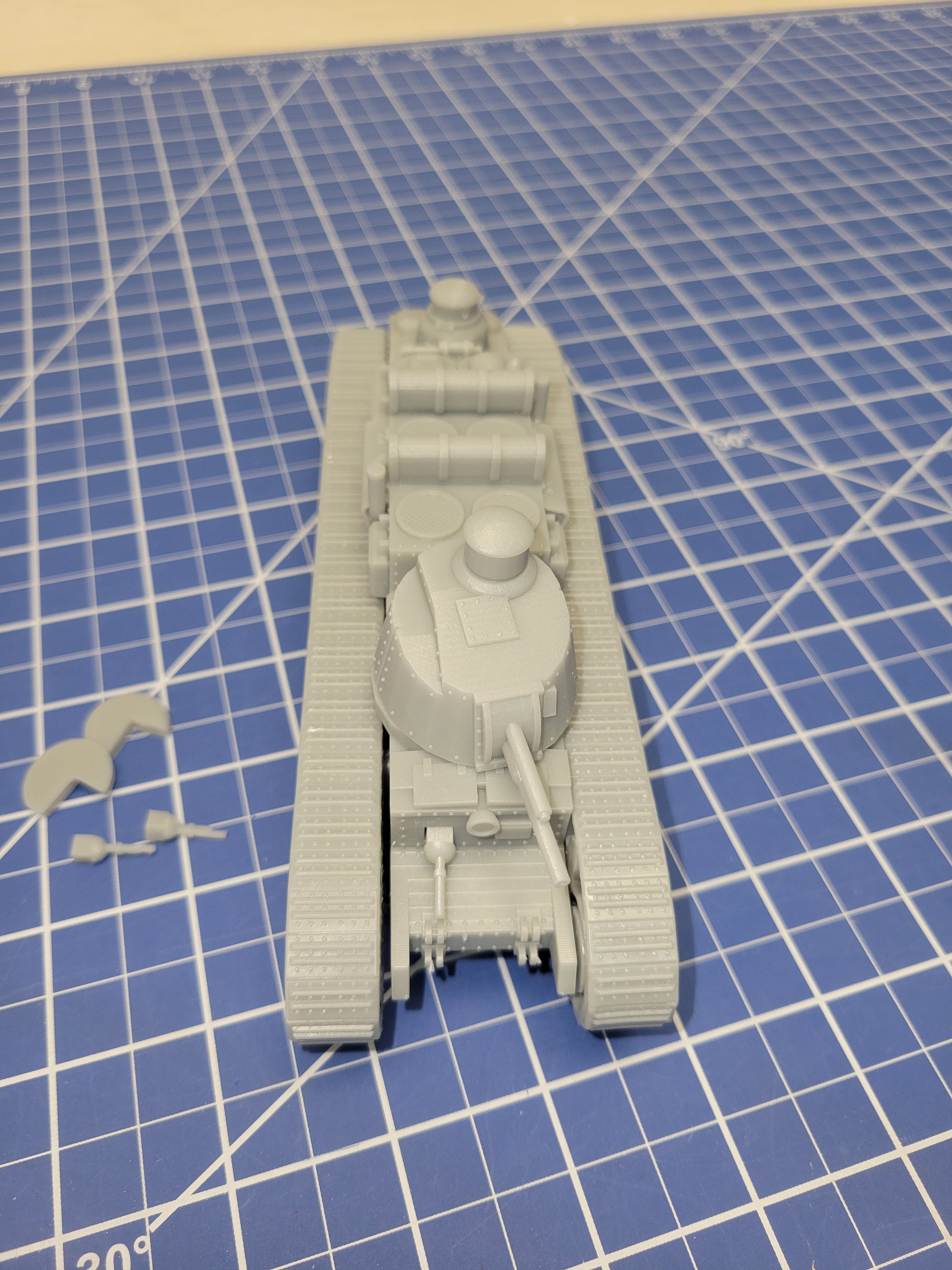 French Char 2C tank - Great for Table Top War Games And Dioramas - Resin 28mm Miniatures -