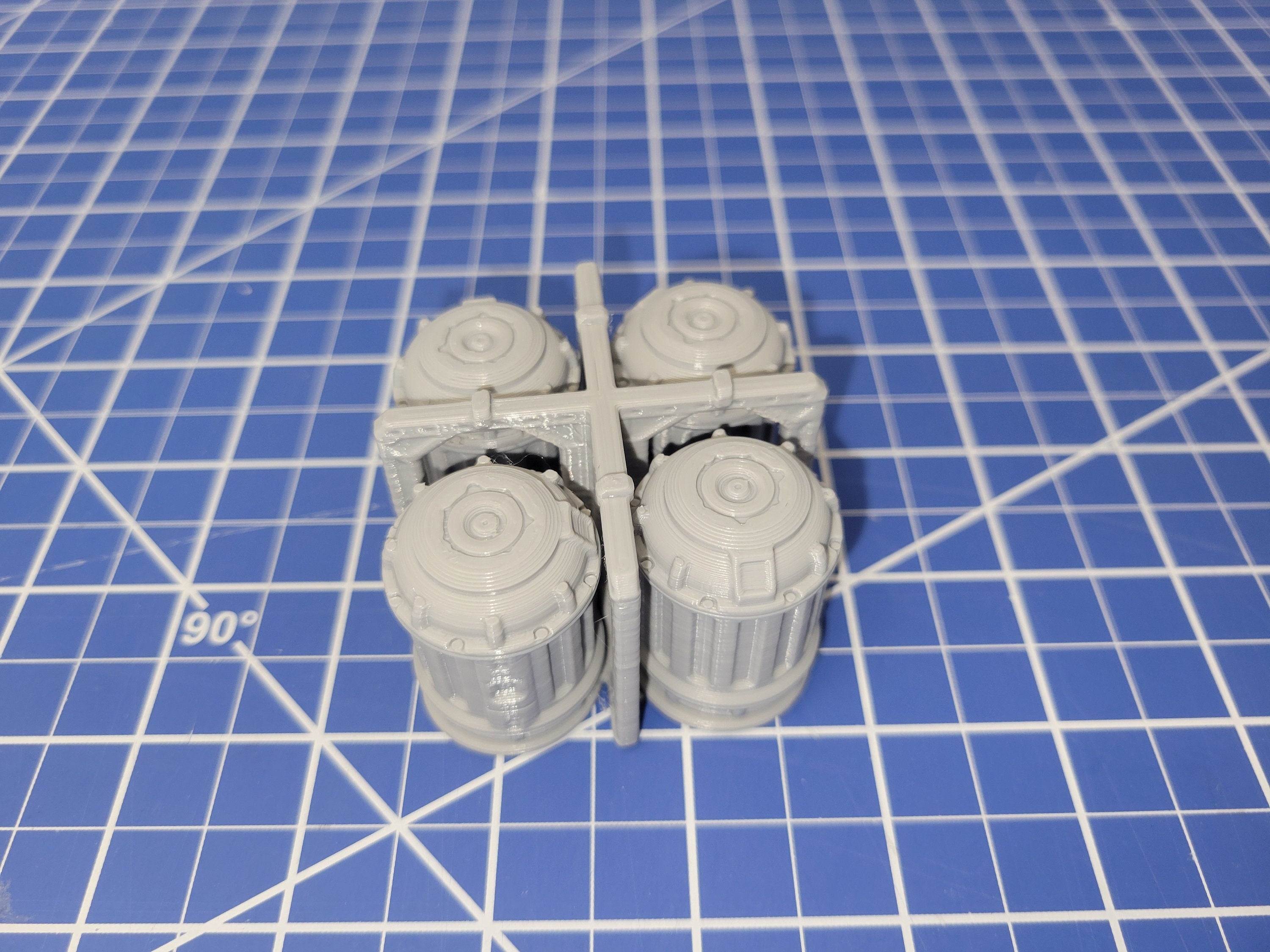 Cargo Cannisters And Frame - Novus Landing - Starfinder - Cyberpunk - Science Fiction - Syfy - RPG - Tabletop - Scatter - Terrain - 28mm/1"