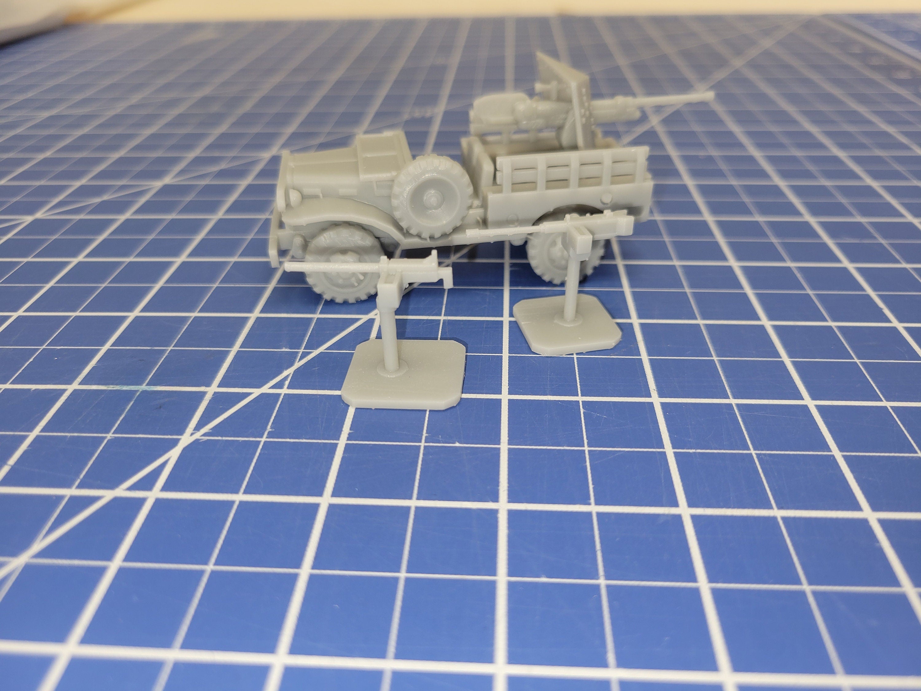 American WC 52 Weapons Carrier / M6 Motor gun Carriage - Great for Table Top War Games And Dioramas - Resin 28mm Miniatures -
