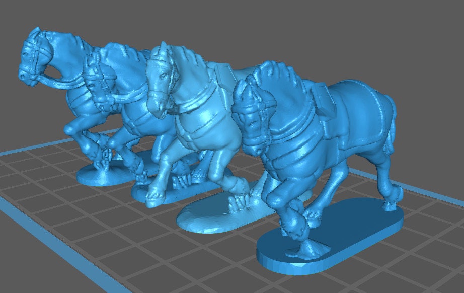 Russian Cuirassier horse 1805 charging- Ru Co4 - 4 minis - Great for Table Top War Games And Dioramas - Historical Wargaming -Resin 28mm