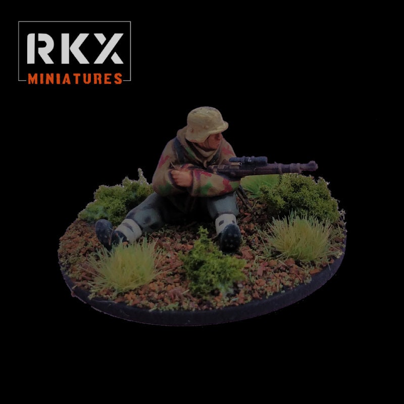 German Sniper WWII - 1 mini - Great for Table Top War Games And Dioramas - Resin 28mm Miniatures - RKX