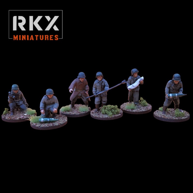 US 155 mm Artillery Crew WWII Set - 6 minis - Great for Tabletop War Games And Dioramas - Resin 28mm Miniatures - RKX