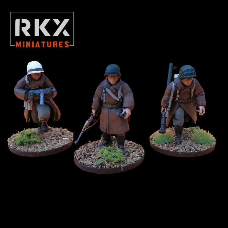 US Infantry Greatcoat HQ WWII Set 2 - 3 minis - Great for Tabletop War Games And Dioramas - Resin 28mm Miniatures - rkx