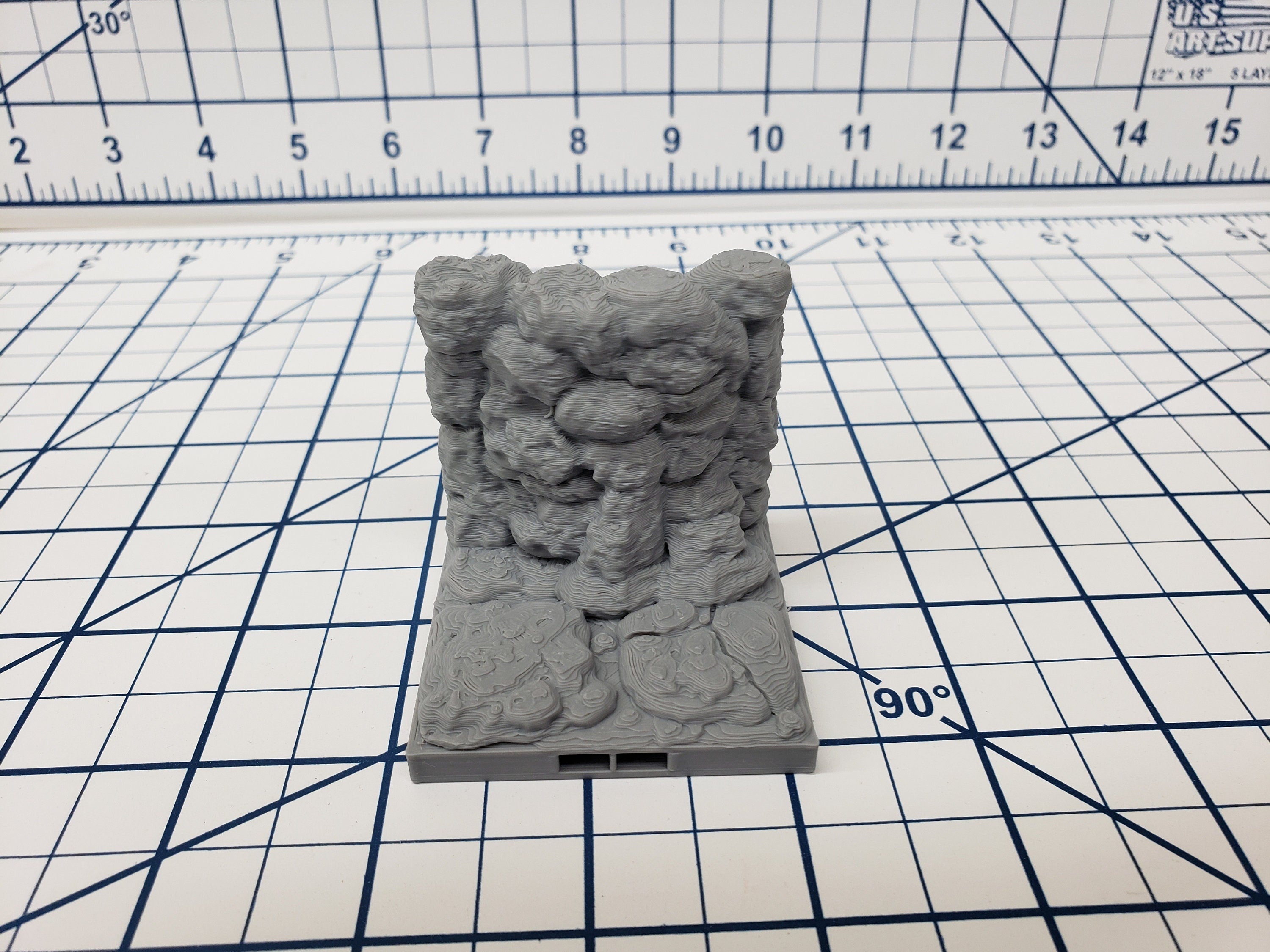 Caverns - Wavy Wall and Corner Tiles- DragonLock - DND - Pathfinder - RPG - Dungeon & Dragons - 28 mm / 1" - Terrain - Fat Dragon Games