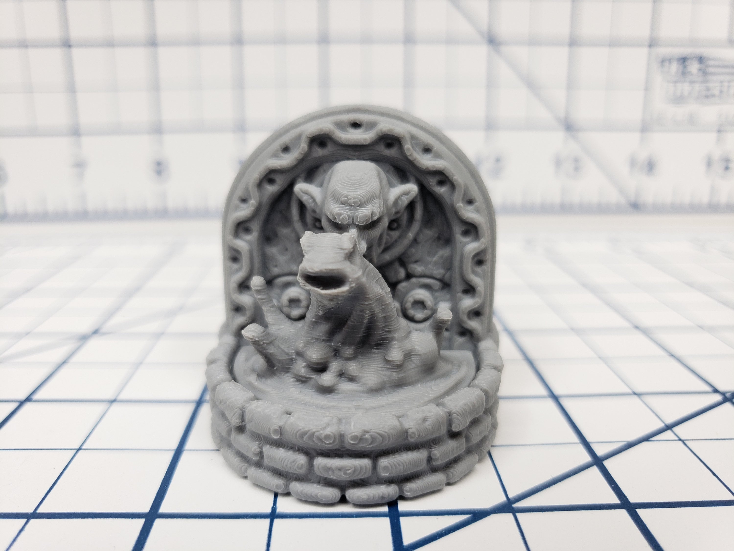 Water Feature and Creature - DND - Pathfinder - RPG - Dungeon & Dragons - Miniature - Mini - 28 mm / 1" - Fat Dragon Games