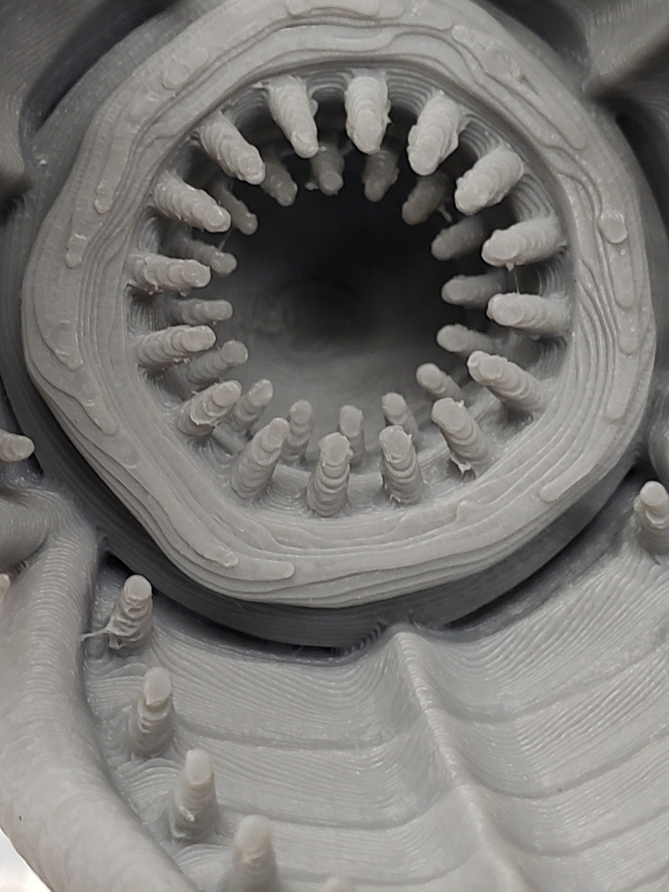 Giant Worm Miniature - DND - Pathfinder - RPG - Dungeon & Dragons - Miniature - Mini - 28 mm / 1" - Fat Dragon Games