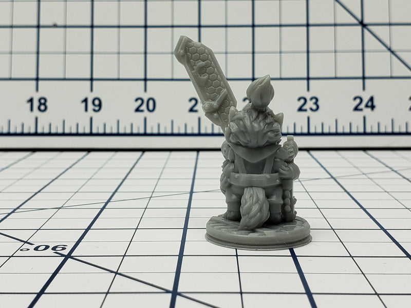 Fuzzy Alien Mini - Ignis Quadrant - Hero's Hoard - Starfinder - Cyberpunk - Science Fiction - Syfy - RPG - Tabletop - EC3D - Miniature