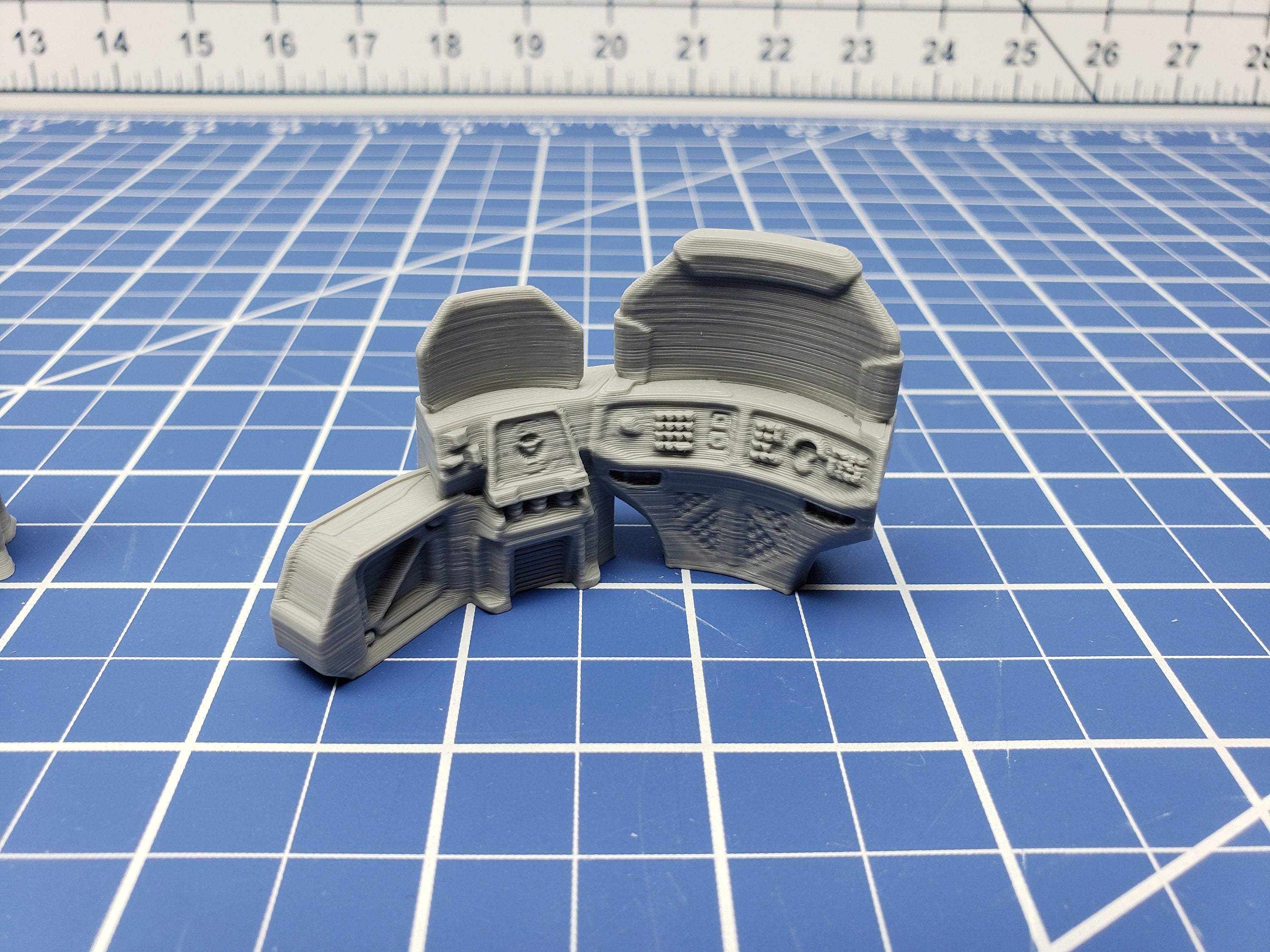 Terminal and Computer Set - Ignis Quadrant - Starfinder - Cyberpunk - Science Fiction - Syfy - RPG - Tabletop - Scatter - Terrain