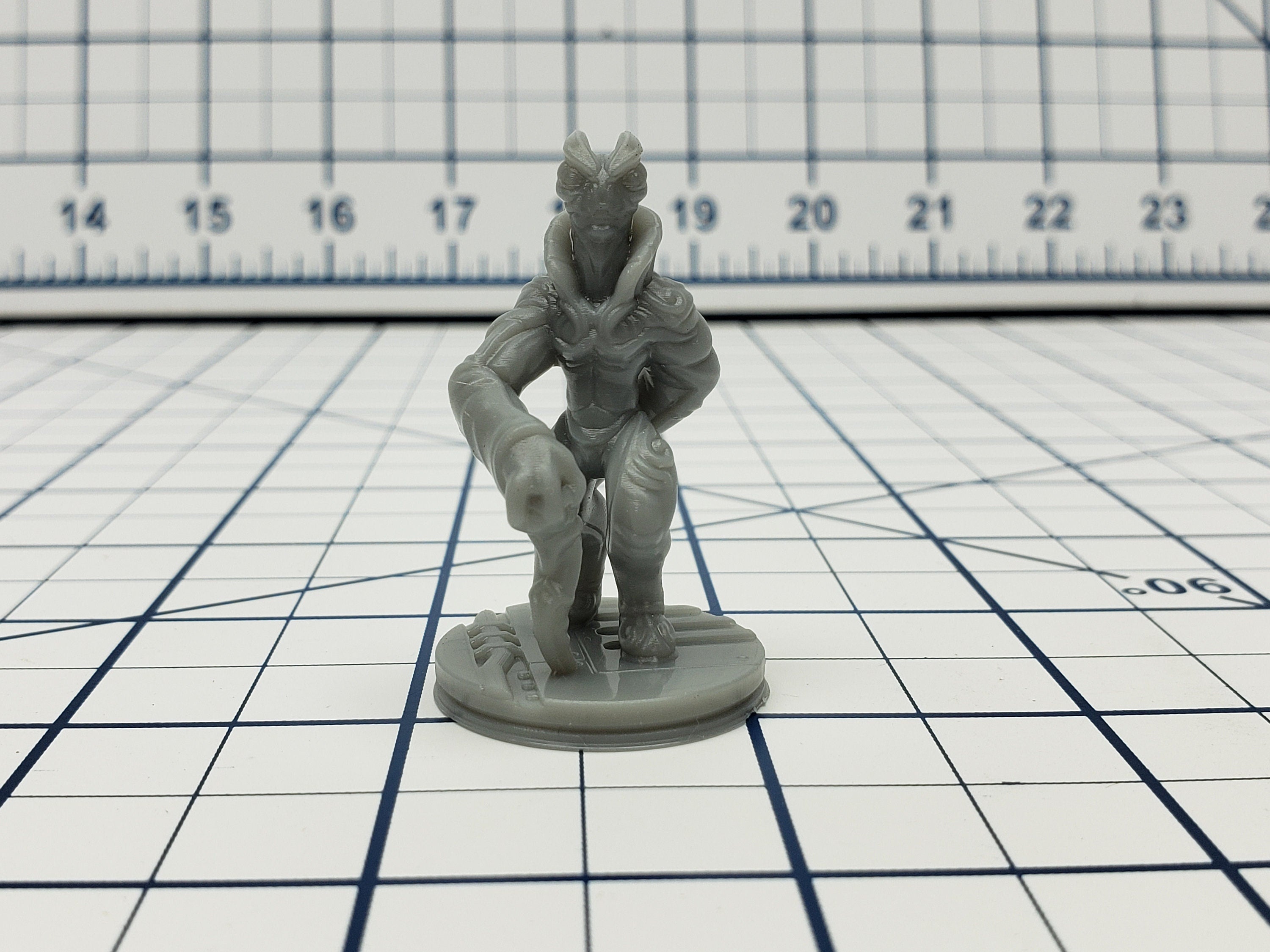 Alien Hoard Alien Council Leader - Ignis Quadrant - Hero's Hoard - Starfinder - Cy