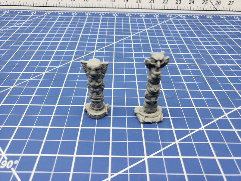 Totem Poles - Tribal Village - Savage Atoll - DND - Dungeons & Dragons - RPG - Tabletop - EC3D - Miniature - 28 mm - 1" scale