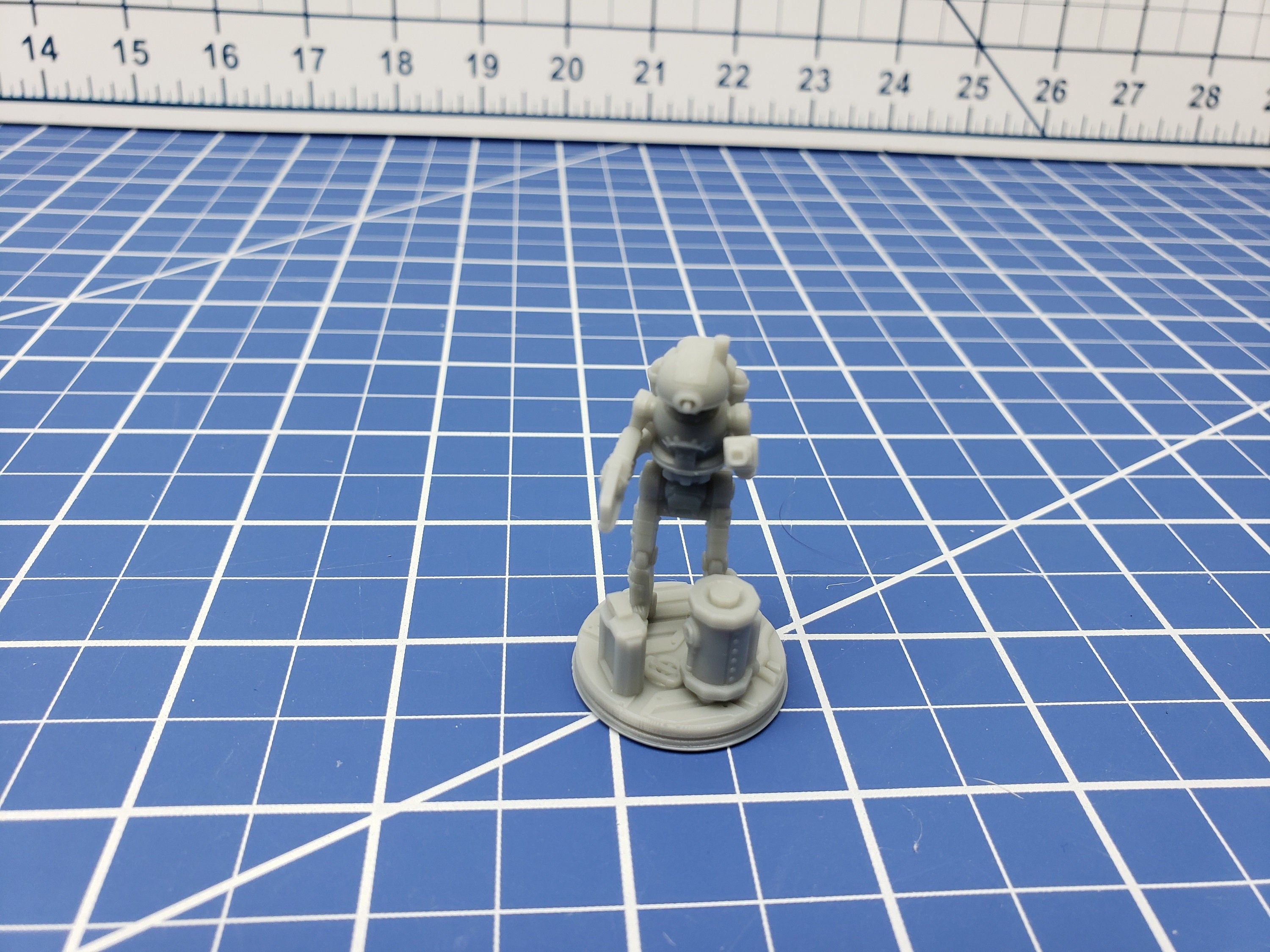 Robot Minis - Ignis Quadrant - Hero's Hoard - Starfinder - Cyberpunk - Science Fiction - Syfy - RPG - Tabletop - EC3D - Miniature