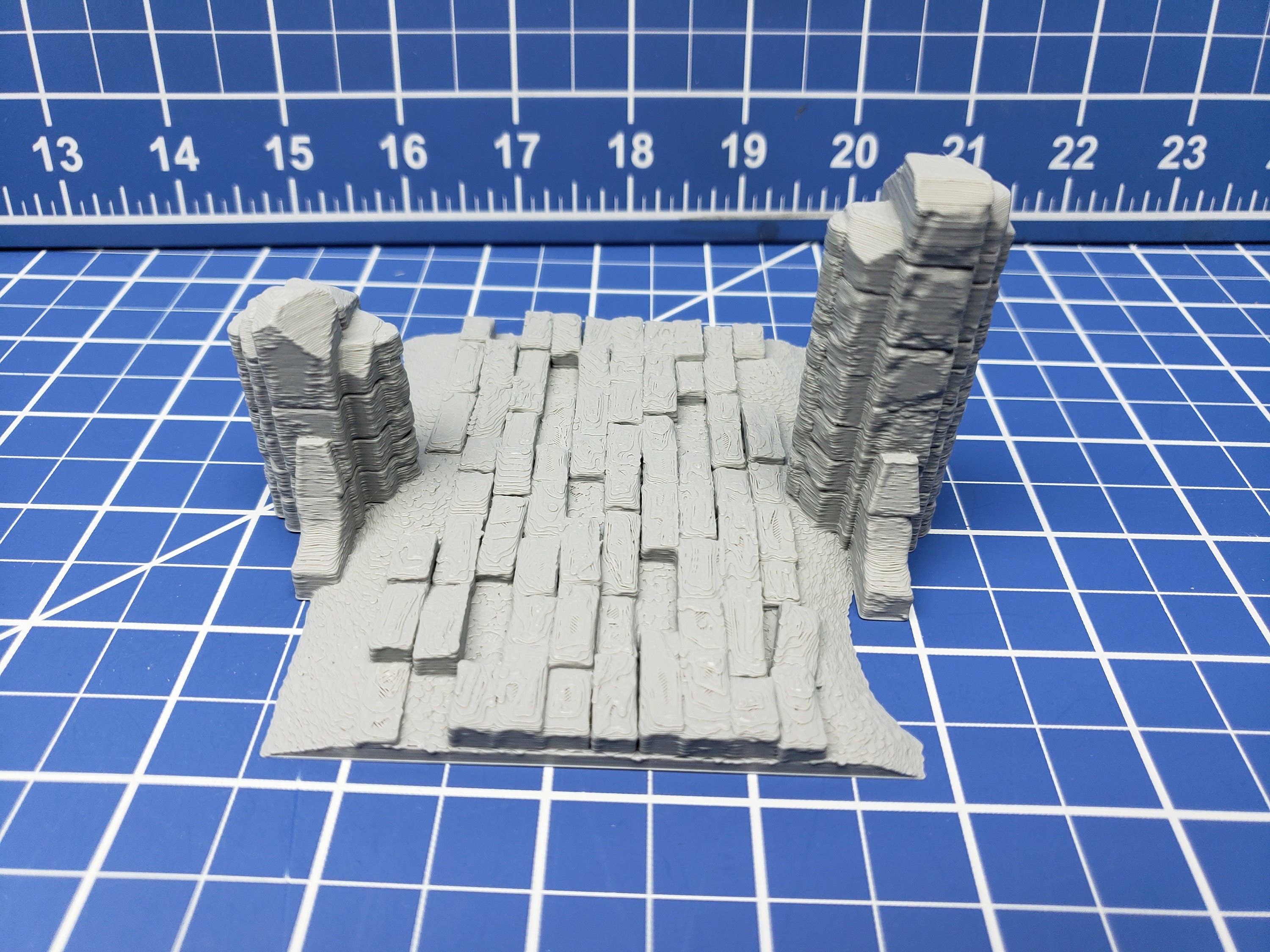 Ruin Roads - DND - Dungeons & Dragons - RPG - Pathfinder - Tabletop - TTRPG - Devious Games - 28 mm