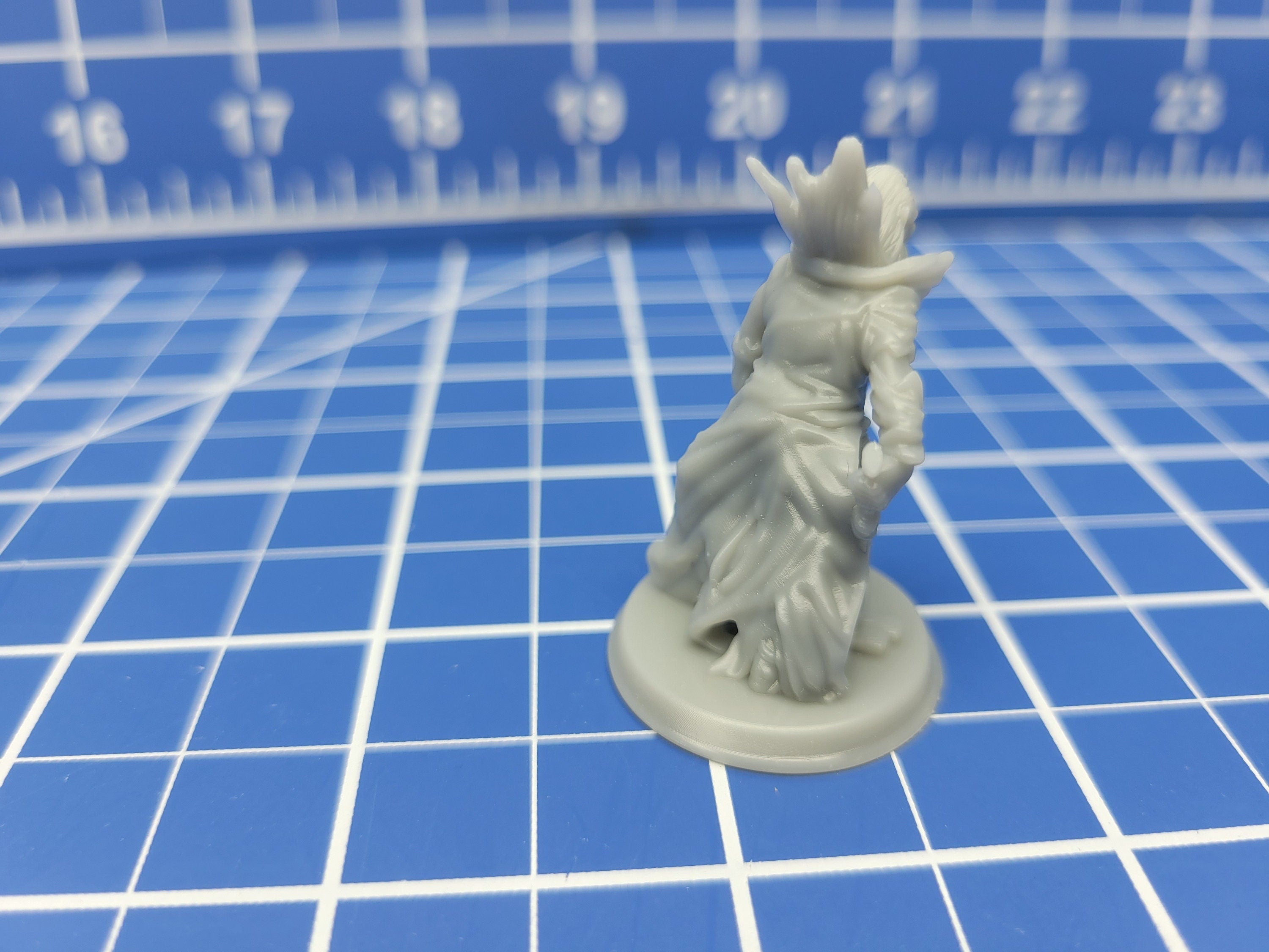 Vampire Thrall Minis - Beasts and Badies - Hero's Hoard - DND - Pathfinder - Dungeons & Dragons - RPG - Tabletop - EC3D - Miniature