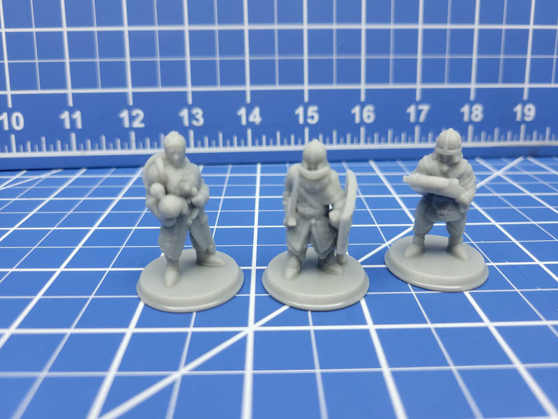 Town Guards - Minis - Beasts and Badies - Hero's Hoard - DND - Pathfinder - Dungeons & Dragons - RPG - Tabletop - EC3D - Miniature