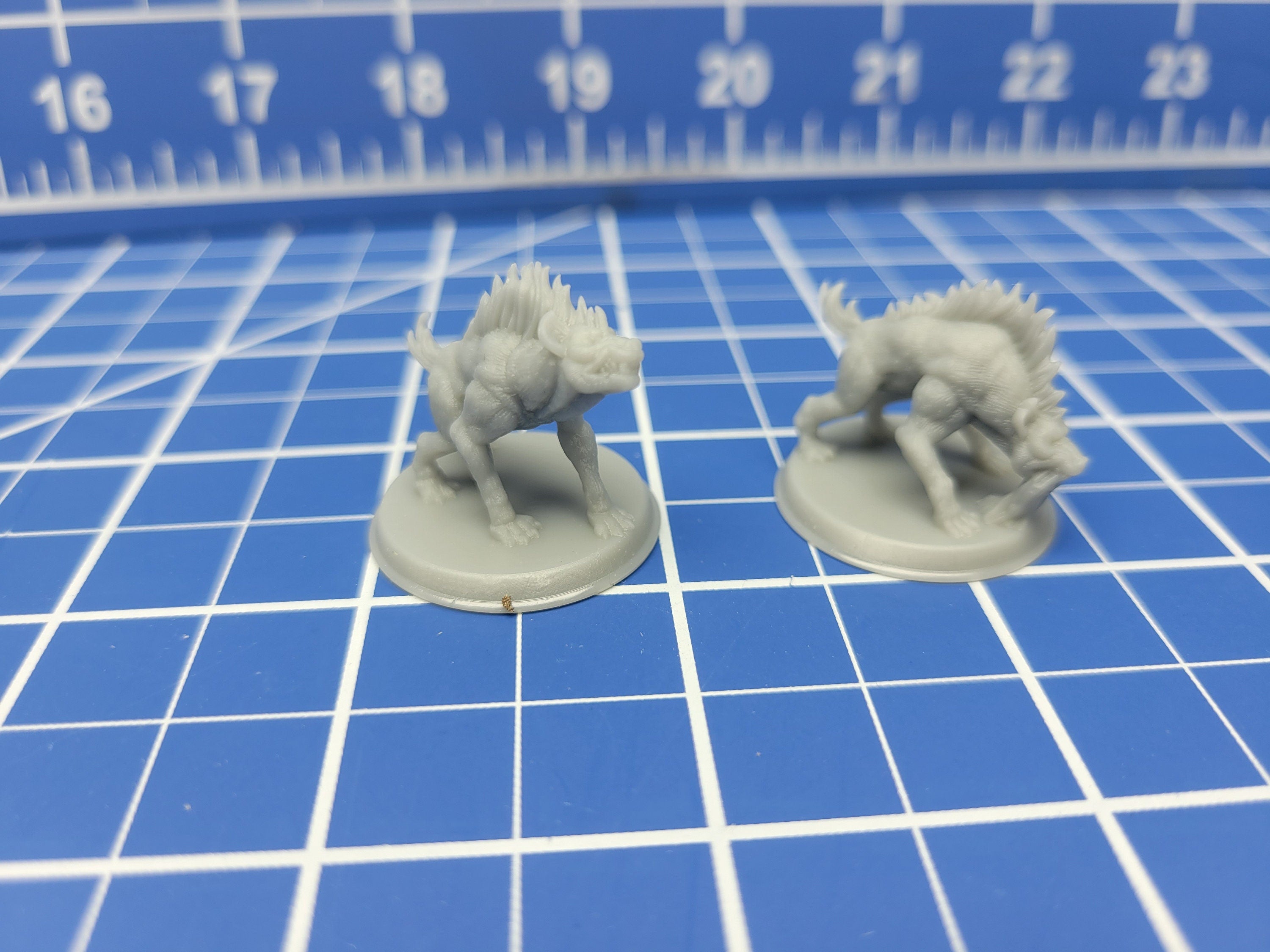 Gnolls and Hyenas - Minis - Beasts and Badies - Hero's Hoard - DND - Pathfinder - Dungeons & Dragons - RPG - Tabletop - EC3D - Miniature