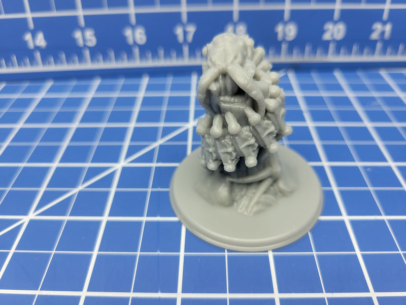 Giant Centipede - Minis - Beasts and Badies - Hero's Hoard - DND - Pathfinder - Dungeons & Dragons - RPG - Tabletop - EC3D - Miniature