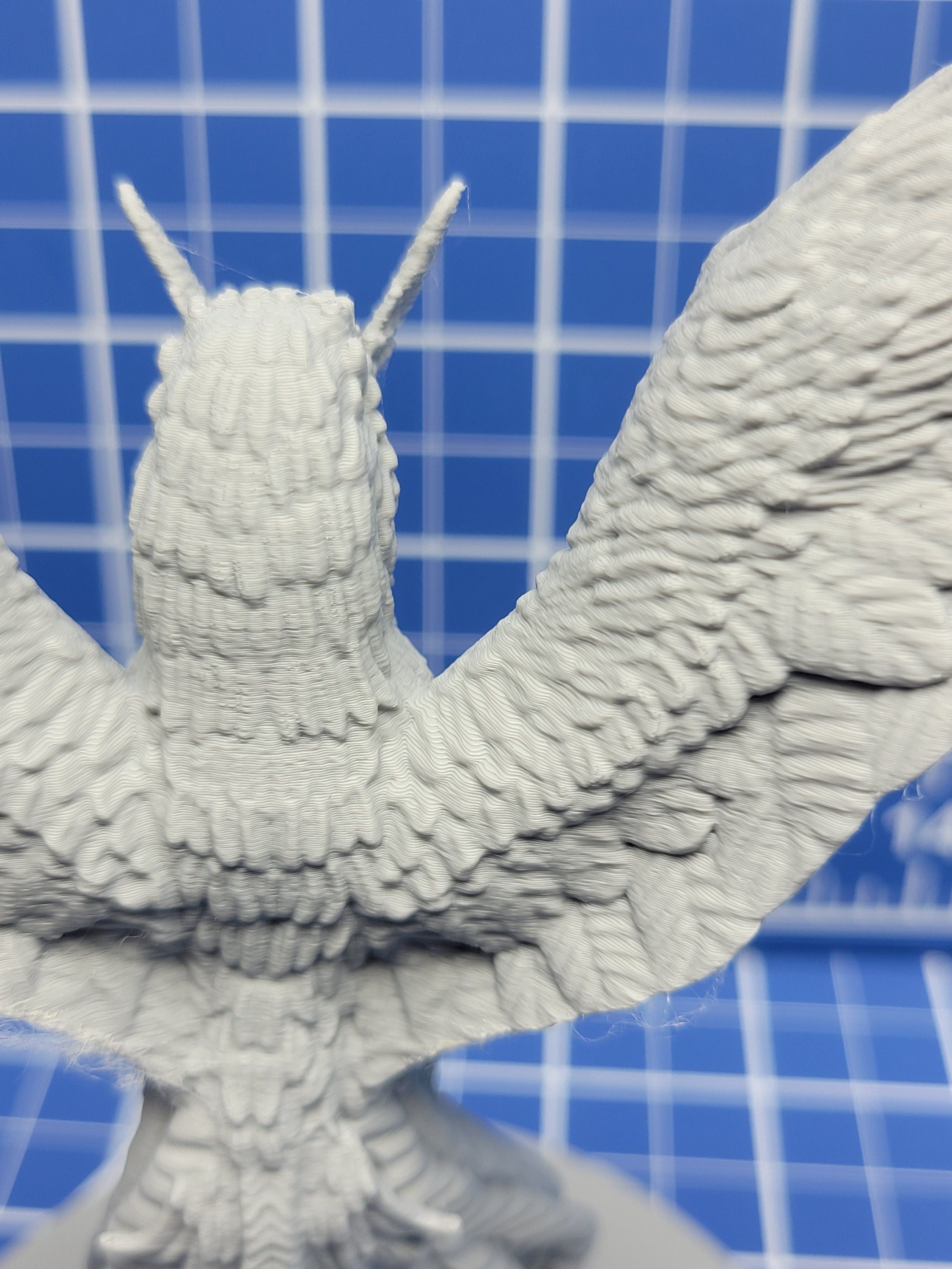 Giant Roc - ~7.3" Tall! - Minis - Beasts and Badies - Hero's Hoard - DND - Pathfinder - Dungeons & Dragons - RPG - Tabletop - Miniature