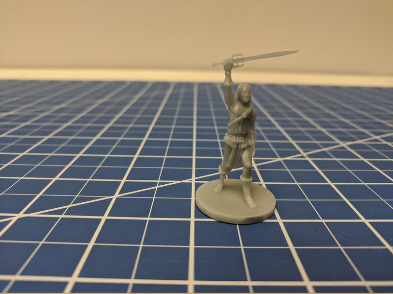 Human Fighter Mini Pack 1 - DND - Pathfinder - Dungeons & Dragons - RPG - Tabletop - mz4250- Miniature-28mm-1"Scale