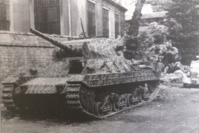 Italian P 26/40 Tank - War Games And Dioramas - Resin 28mm - Bolt Action